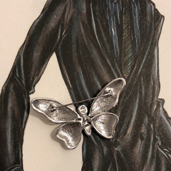 Butterfly Brooch in excellent condition - Picture 3 of 3